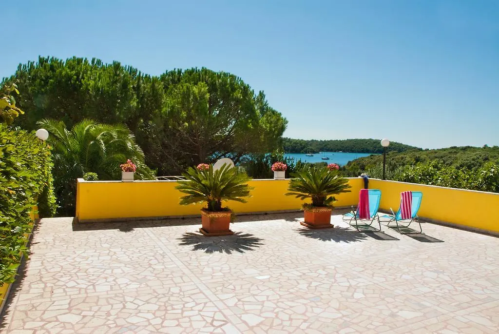 Apartments Villa Ada Vinkuran Croatia